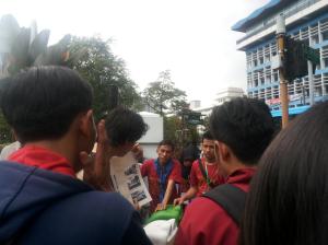 Peserta kegiatan mendengar Bank indonesia