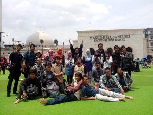 Para Kontributor Tulisan (Foto: Arya Vidya Utama)