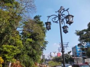 Lampu Maung