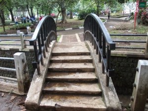 Jembatan di Cikapayang