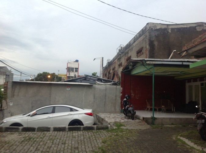 Rumah keluarga H. Anda di Jl. Rana