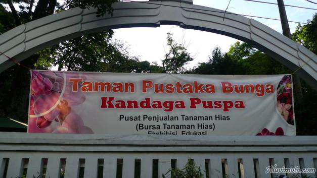 Banner Taman Kandaga Puspa (Foto: aluvimoto.com)