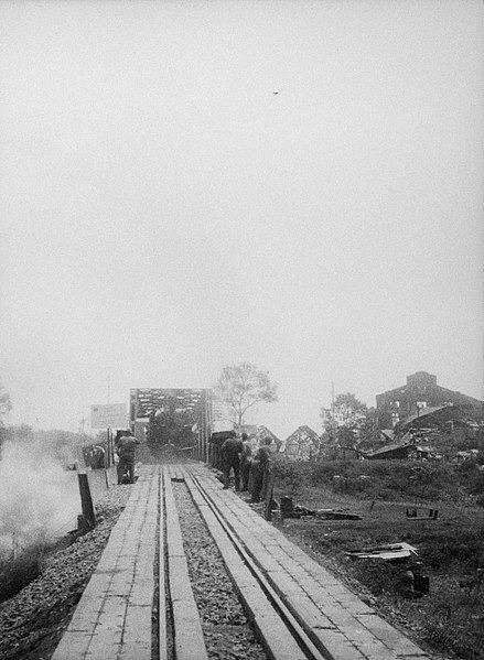 Irenebrug di Dayeuhkolot (Tropen Museum)