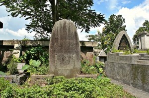 Makam Raymond Kennedy-1